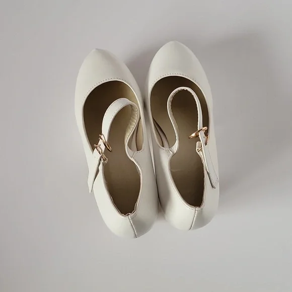 Mary Jane Stilettos - Picture 5 of 15